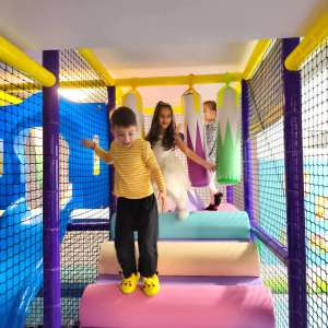 Interior loc de joaca modular pentru copii PandaPlay